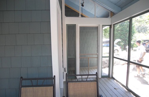 Narragansett Pier House | Student rental is all that is left!
