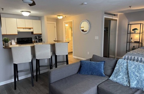 Gilford Apartment | Studio, concerts, pool, BBQ, close to everything!