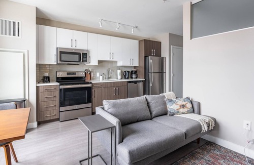 West End Apartment | Studio Condominium in Boston