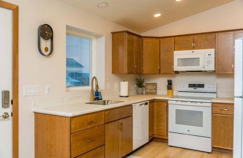 Homerville Apartment | Studio Luxe | 1bd/1ba Newly Renovated Apartment!