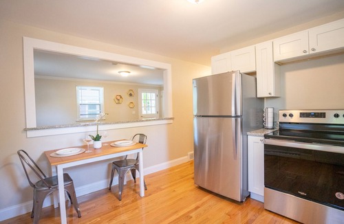 Top of the Hill House | Stunning 2BR/1BA home in Newport with Parking