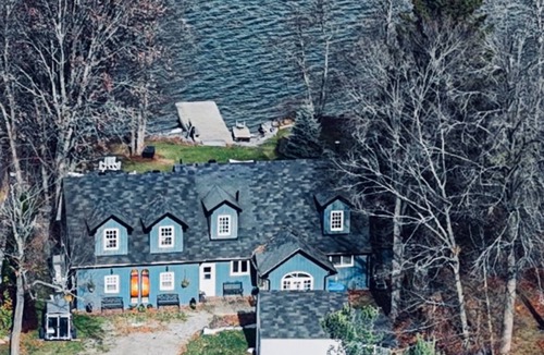 Rama House | Stunning 4 Season Family Friendly Lake House with Hot Tub