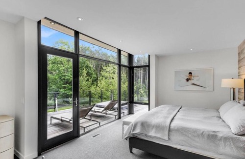 Caledon House | Stunning 6 bed 5 bath estate on 65 acres with Pool, Hot Tub and Tennis Court!