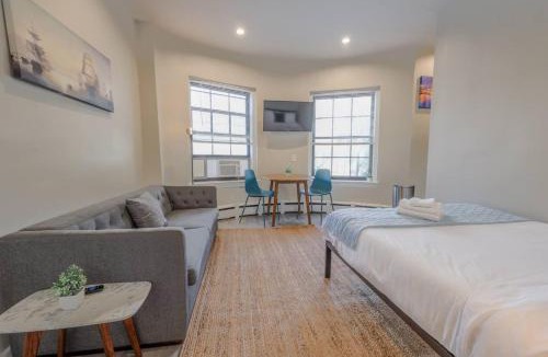 Prudential - St. Botolph Apartment | Stunning Back Bay Studio Apartment