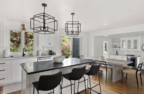 Skaneateles House | Stunning Lake View Charmer. Just a short walk from the heart of the Village!