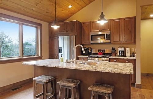 Sunday River Area House | Stunning mountain-view estate with private pool & hot tub - near slopes