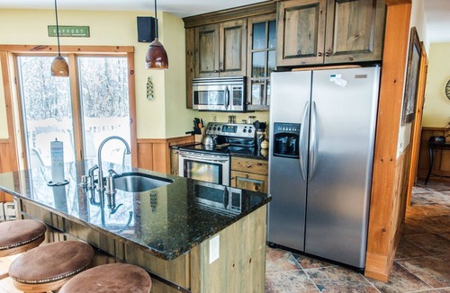 West Dover House | Stunning Ski Chalet minutes from Mt. Snow
