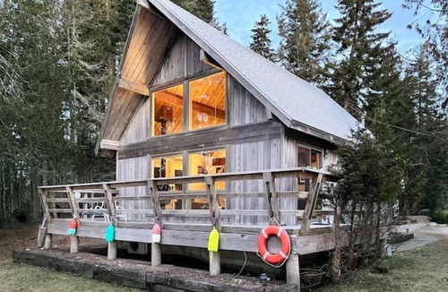 DownEast and Acadia Maine Cabin | *Stunning Views* Oceanfront Chalet, Fri-Fri Weekly Rental
