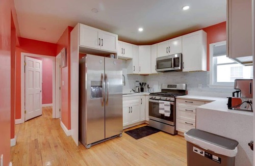 Milton Apartment | Stylish and Comfortable 3Bed 2Bath