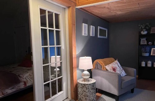 Guild House | Stylish and unique 6 Bedroom in-town property.