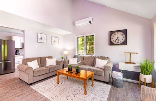 North Conway Villa | Stylish family fun-Cranmore Mountain-AC-Fireplace