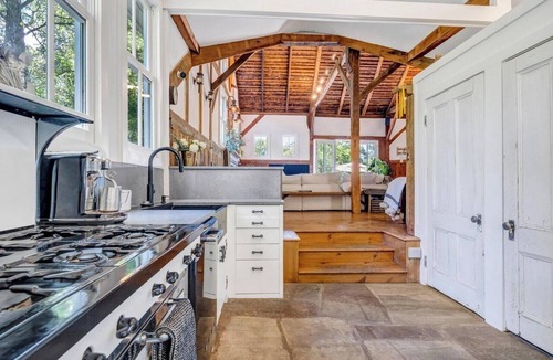 Sagaponack House | Stylish Hamptons Retreat, tucked away in a peaceful garden, incredible.