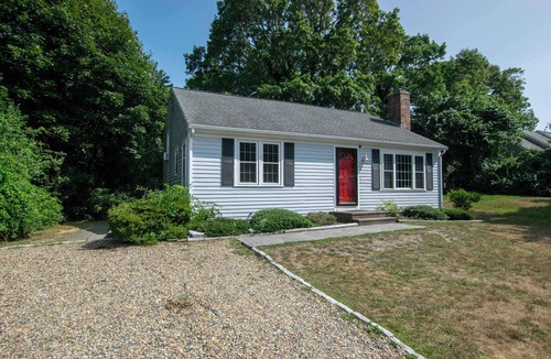 West Yarmouth House | Stylish Home Dog Friendly Close to Beach!