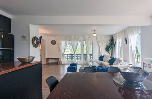 Denver Cabin | Stylish + Modern Roxbury Cabin - Close to Venues, Ski, Hiking, Biking, Swimming!