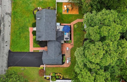 Stoneham House | Stylish Stoneham Getaway Playground Game Room