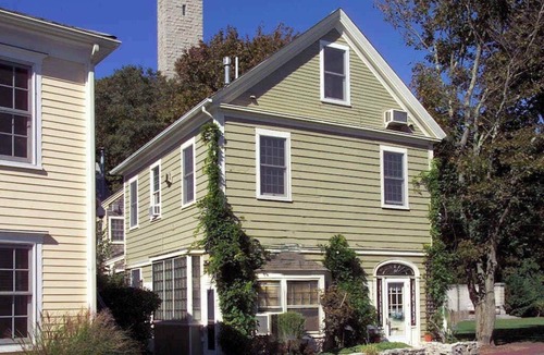 Provincetown Apartment | Stylish studio in central location with fireplace, AC, & tranquil courtyard
