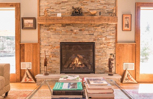 Glendale Apartment | Suite 1 - Quiet and private accommodations in a country setting.