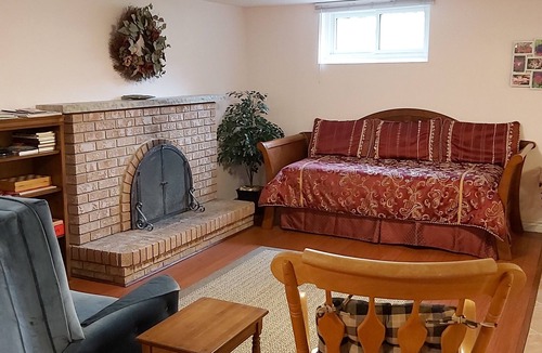 North York Apartment | Suite Blossoms on transit