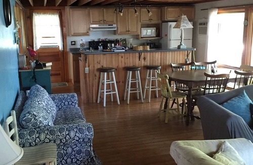 Sanbornville Cottage | Summer and Early Fall Lakeside Cottage Rental