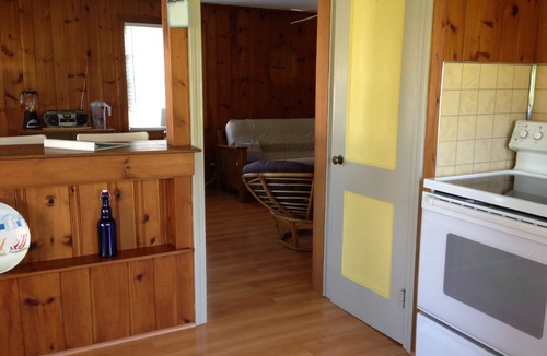 Niantic Cottage | Summer Cottage Rental at Giant's Neck Beach