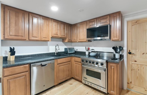 Wilmington House | Summer Family Getaway Near Lakes Trails Firepit and Downtown Wilmington