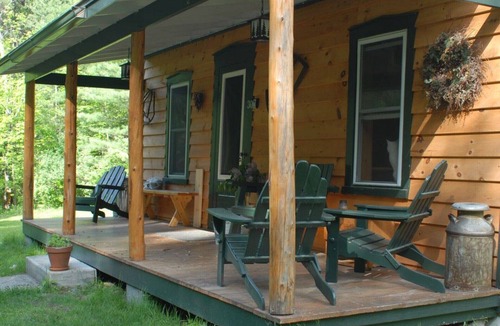North Pole House | Summer Outdoor Retreat! Cozy Cabin on 5 Acres on Ausable River