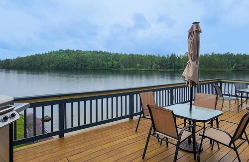 Denmark House | *SUMMER SPECIAL* Expansive 5-Bedroom Waterfront Retreat on Moose Pond