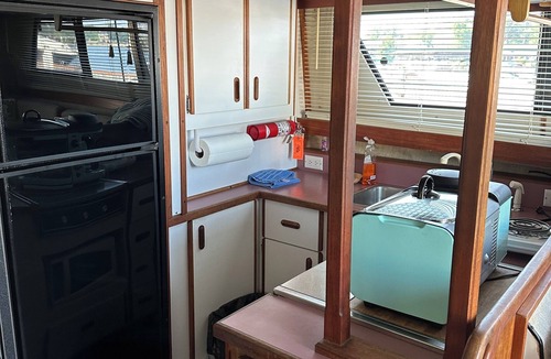 Alexandria Bay Boat Rental | Summer Suite Houseboat