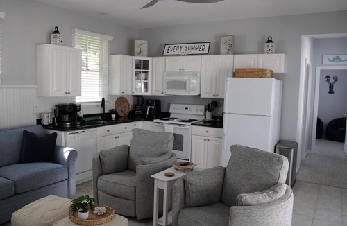 Summer Village Cottage | Summer Village fully furnished 2 BR cottage, heated pools, wifi