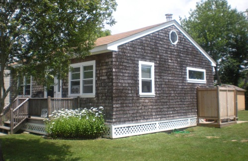 Misquamicut Cottage | Summer weeks are filling fast. Please call 401.932.6903 to reserve