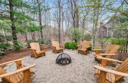 Springs House | Summit Harborside Spectacular