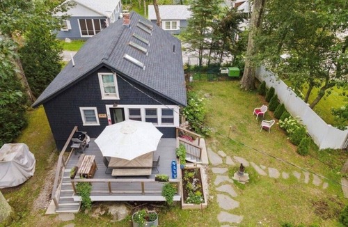 Mount Sunapee House | Sunapee Shore and Summit