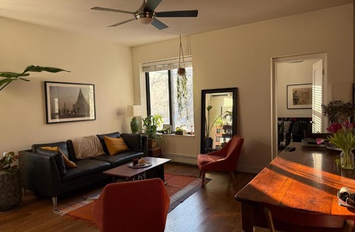 East Harlem Apartment | Sunlit Luxury 2BR Harlem Brownstone Retreat - Near Express Trains