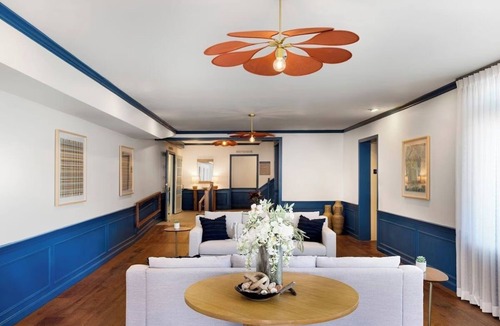 South Yarmouth Hotel | Sunny Beachfront Room w/Pool View:Family Fun w/Pool & Scenic Afternoon Stroll