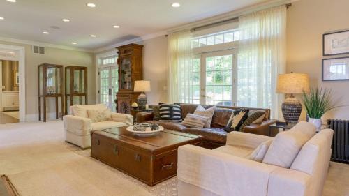 Austerlitz House | Sunny Pond Estate by AvantStay