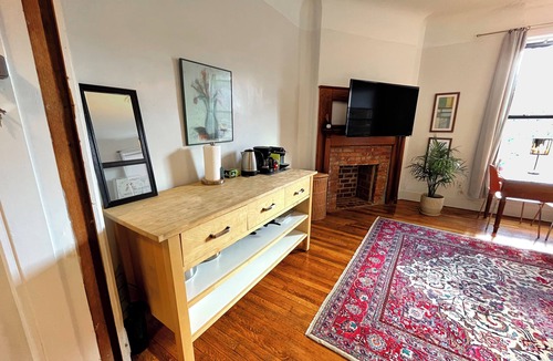 Cleveland Circle Apartment | Sunny studio in great area