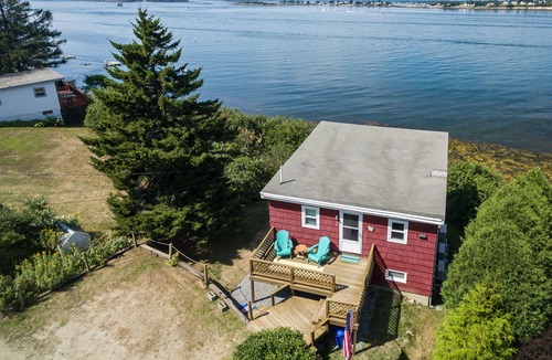Mid-Coast and Islands Cottage | Sunset Cottage - Capture Breathtaking Sunsets from this Beautiful Home
