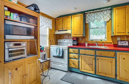 Swanton Cottage | Sunset Views & Deck: Lake Champlain Cottage!
