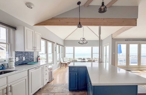 Surf City House | Surf City Escape! Charming 4-bedroom Oceanfront in North Surf City