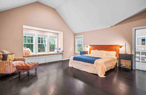 Stockbridge House | Taggart River House: Modern Luxury Meets Nature: Stunning river views, sleeps 10