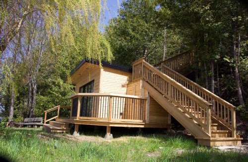 Bongard House | Tanglewood - Large Waterfront Home in PEC ST-2020-0172