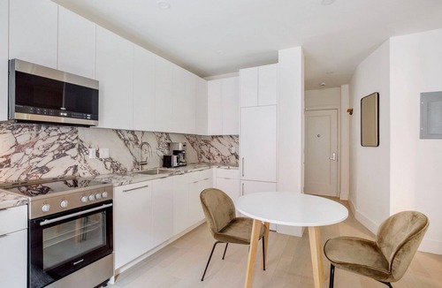 Chelsea Apartment | Tasteful Chelsea 1BR w/Elev & W/D, nr 8th Ave & Pier 60, by Blueground