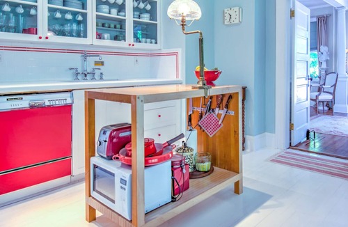 Village of Southampton House | Tastefully Furnished with Upgraded Amenities, Lush Landscaping, Minutes.