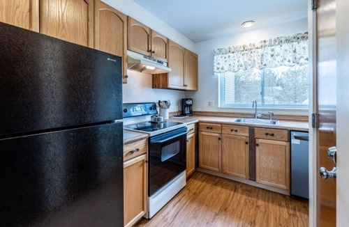 Jeffersonville Condo | TELEMARK 4 (4-Bedroom Condo) with Pool by RedAwning