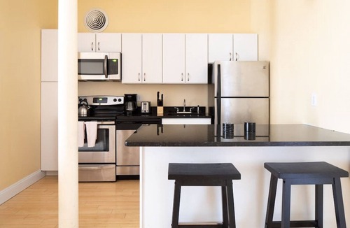 Downtown Boston Apartment | Temp304-4/2 · Large Ceilings | Centrally Located 4bed 2bath