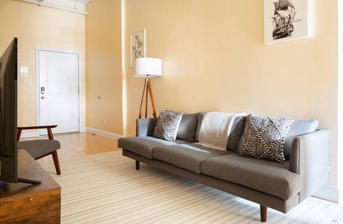 Downtown Boston Apartment | Temp304-4/2 · Large Ceilings | Centrally Located 4bed 2bath