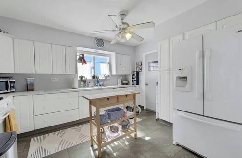 West Orange House | Terrific 3-bedroom house in West Orange
