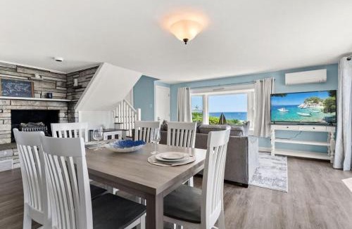 Rye Apartment | The 1A Escape Deck w Ocean Views Walk to Beach