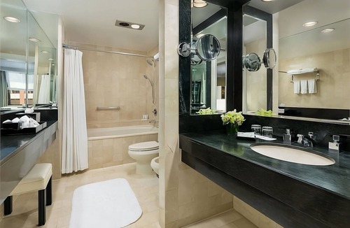 Central New York City Hotel | The Big Apple Like You've Never Seen It! 2 Classy Units, Close to Times Square