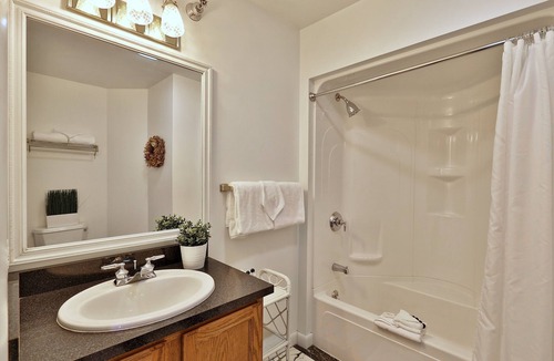 Killington Cabin | The Birch Ridge: European Room #8 - King Suite In Killington, Vermont. Hot Tub. 1 Bedroom Home